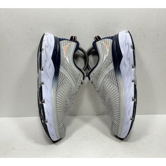Hoka Womens One One Gray and Navy Athletic Shoes Size 7W - Picture 4 of 12